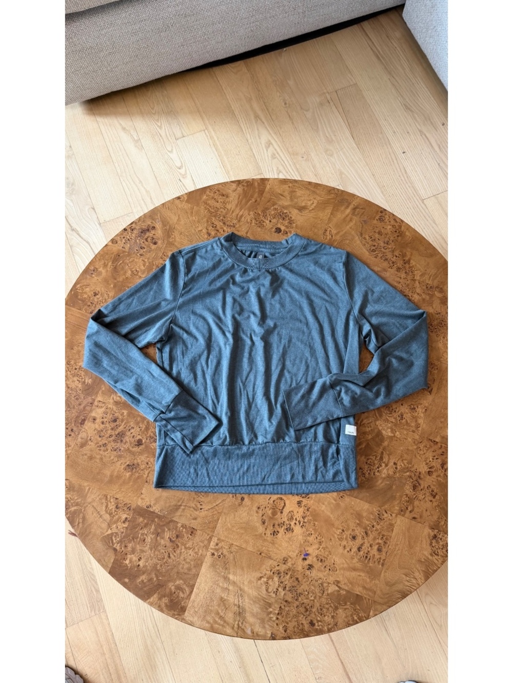 Vuori Long Sleeve Performance Shirt - Size XS